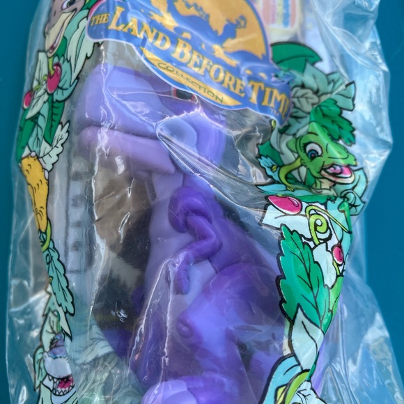 Land Before Time Dinosaur Toy Set - Picture 2 of 8